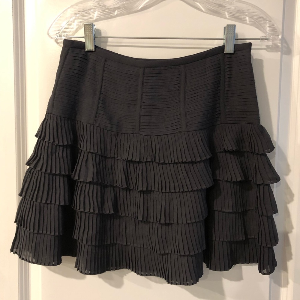 EUC Club Monaco Tiered Pleated Skirt - Dark Navy